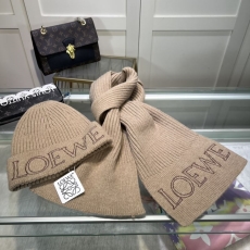 Loewe Caps Scarfs